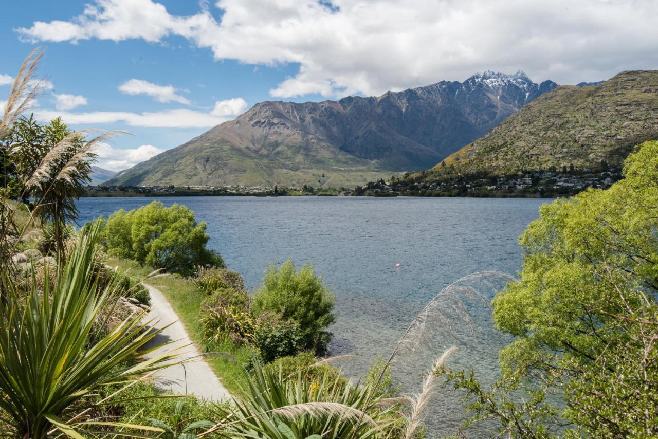Lakeside Luxury With Spa Queenstown Kültér fotó
