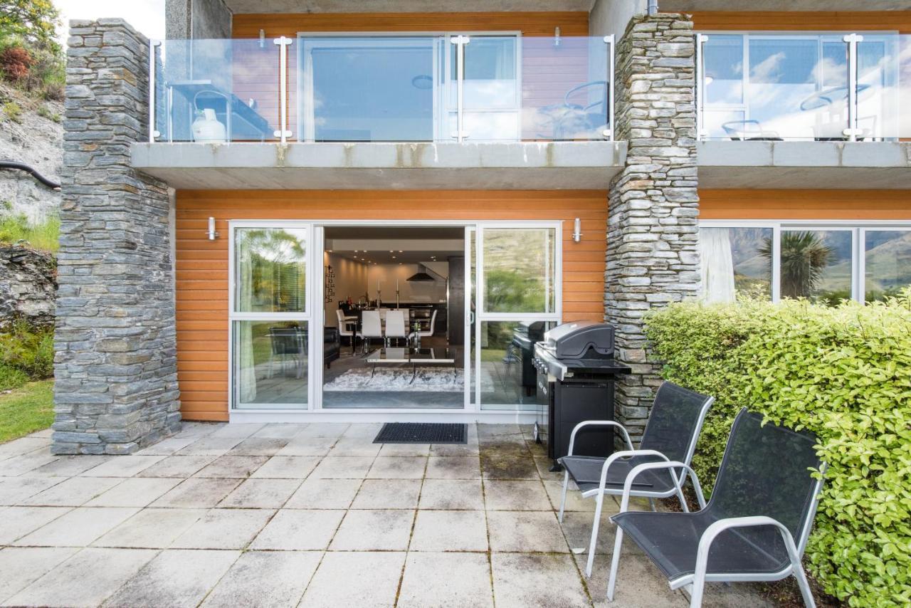 Lakeside Luxury With Spa Queenstown Kültér fotó